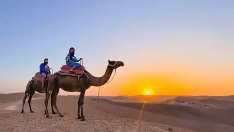 Excursión al desierto de Agafay – Paseo en camello por el desierto de piedra de Agafay cerca de Marrakech